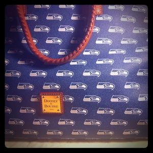 Dooney & Bourke Seahawks Weekender bag